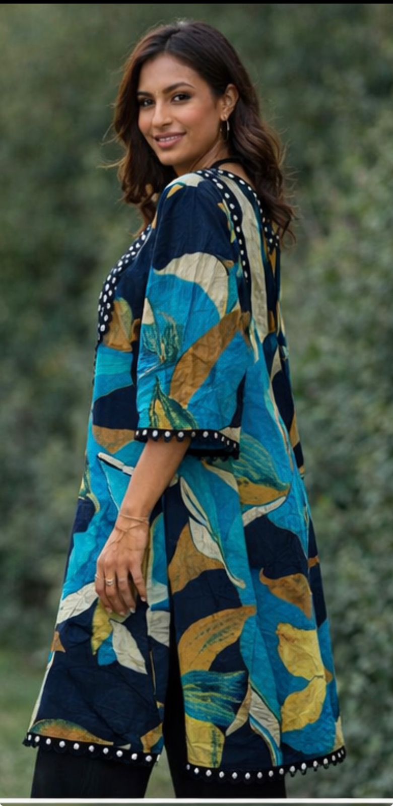 Blue Leaf Print Kurta Set with Mirror Work Yoke
